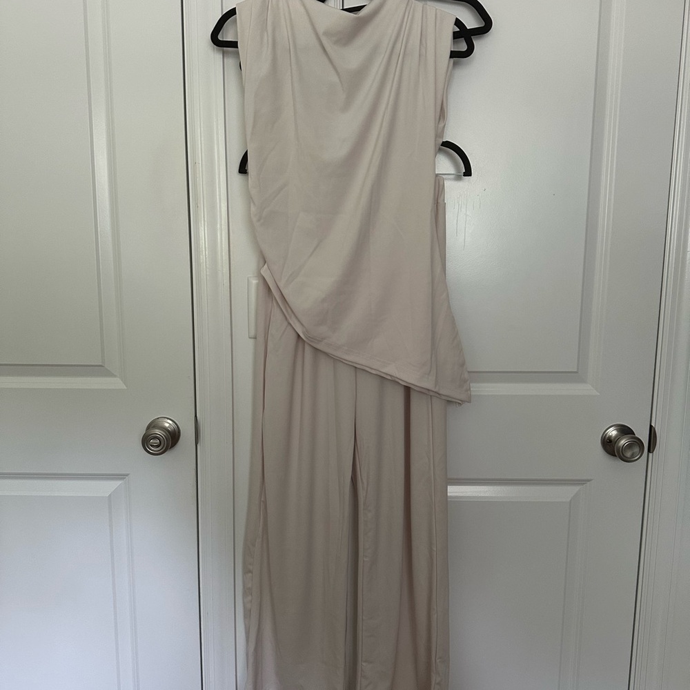 Elegant Cream (Off White) Set by Zestora